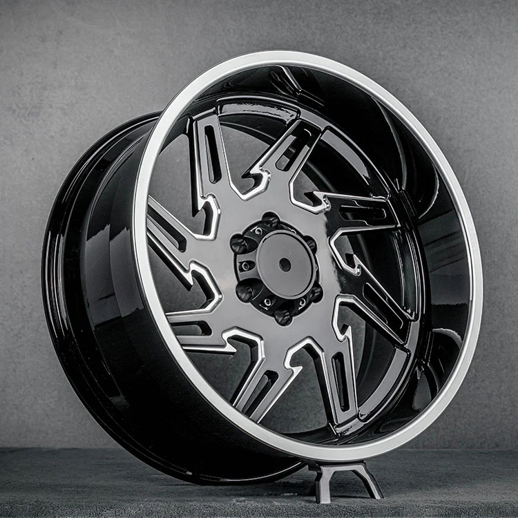 Ruedas forjadas todoterreno en negro brillante con borde pulido